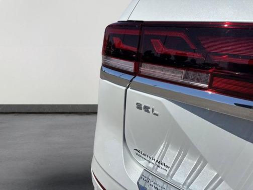 2025 Volkswagen Atlas 2.0T SEL Premium R-Line 4MOTION