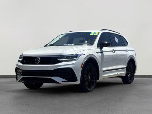 2022 Volkswagen Tiguan 2.0T SE R-Line Black