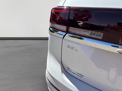 2026 Volkswagen Atlas 2.0T SEL Premium R-Line 4MOTION