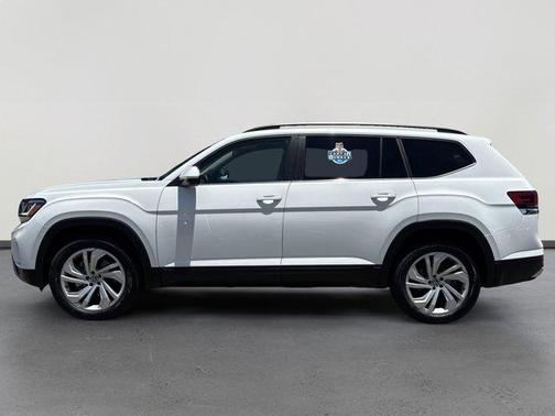 2022 Volkswagen Atlas 2.0T SE w/Technology 4MOTION