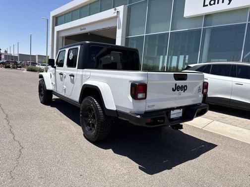 2023 Jeep Gladiator Willys