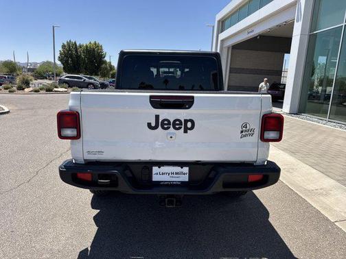 2023 Jeep Gladiator Willys