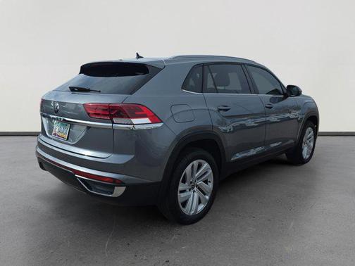 2020 Volkswagen Atlas Cross Sport 2.0T SE w/Technology