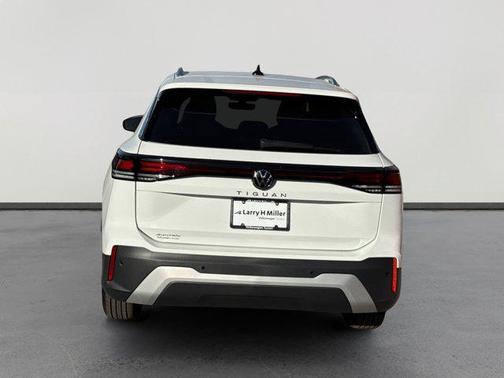 2026 Volkswagen Tiguan 2.0T S