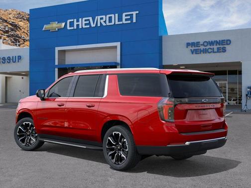 2025 Chevrolet Suburban LS