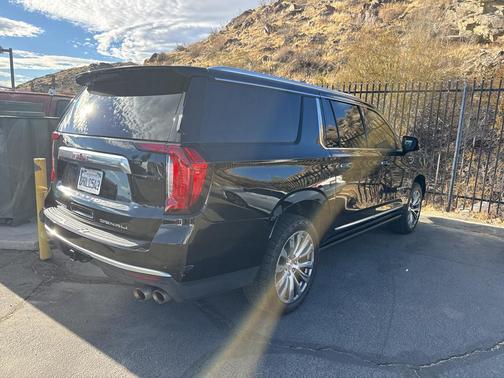 Onyx Black 2021 GMC Yukon XL Denali