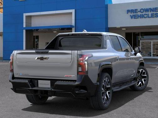 2025 Chevrolet Silverado EV RST