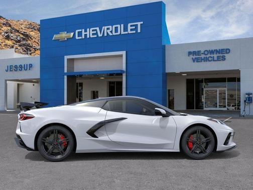 2026 Chevrolet Corvette Stingray w/2LT
