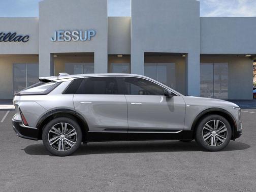 2026 Cadillac LYRIQ Premium Luxury