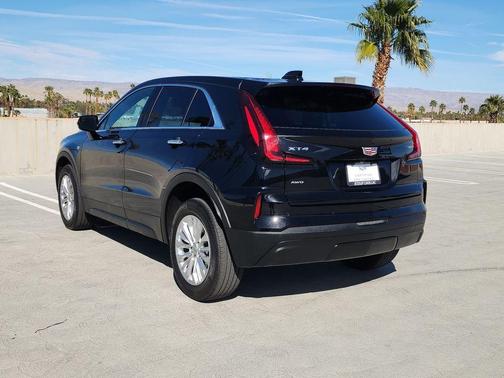 2024 Cadillac XT4 Luxury