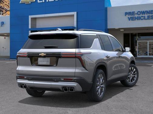 Sterling Gray Metallic 2026 Chevrolet Traverse LT