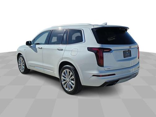 2022 Cadillac XT6 Premium Luxury AWD