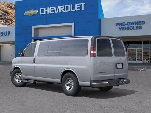 2026 Chevrolet Express 2500 LT