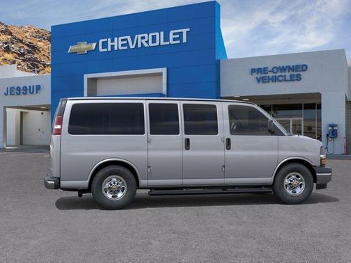 2026 Chevrolet Express 2500 LT