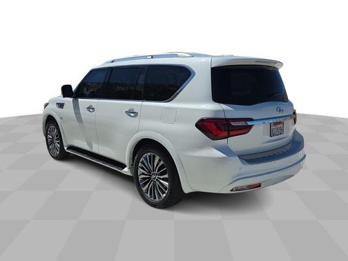 2018 INFINITI QX80 Base
