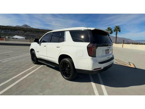 2025 Chevrolet Tahoe LS