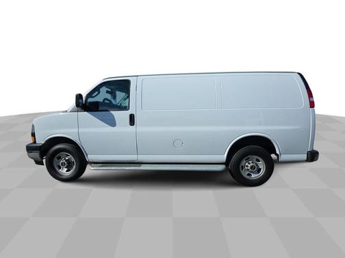 2023 GMC Savana 2500 Work Van