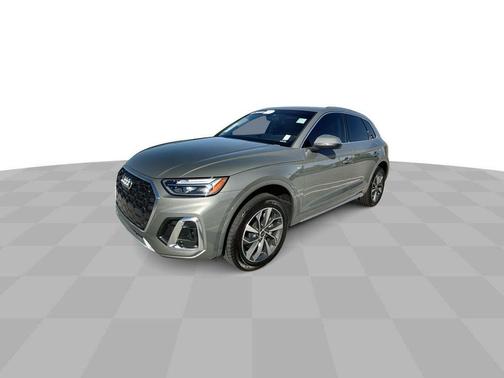 2025 Audi Q5 45 S line quattro Premium