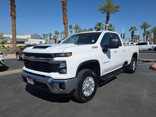 Summit White 2024 Chevrolet Silverado 3500 LT