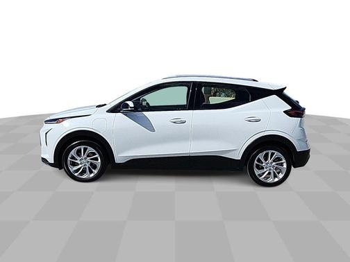 Summit White 2023 Chevrolet Bolt EUV LT