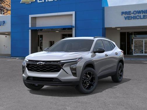 Sterling Gray Metallic 2026 Chevrolet Trax LT