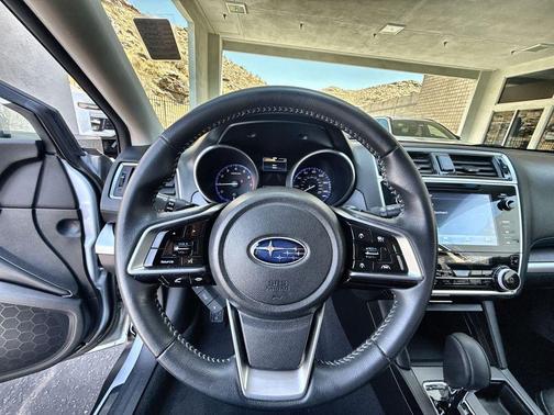 Ice Silver Metallic 2019 Subaru Outback 2.5i Limited