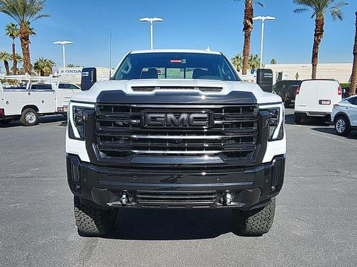 2025 GMC Sierra 2500 SLT