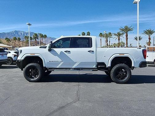 2025 GMC Sierra 2500 SLT