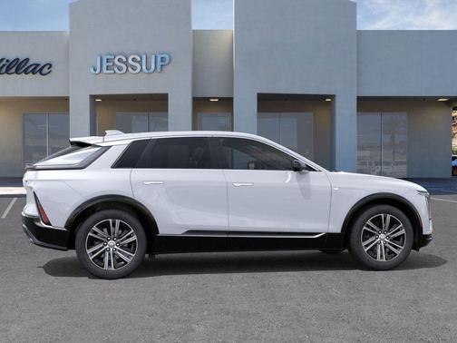 2026 Cadillac LYRIQ Premium Luxury