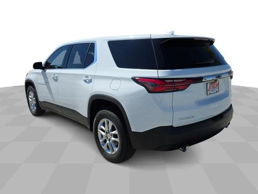 2022 Chevrolet Traverse LS