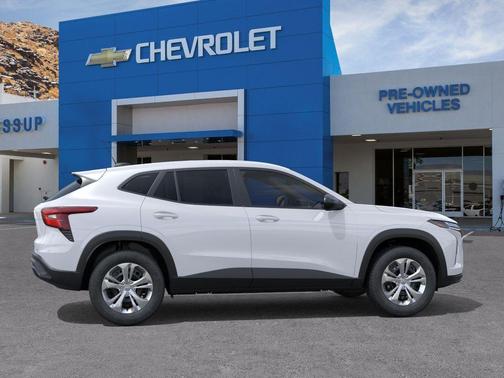 Summit White 2026 Chevrolet Trax LS