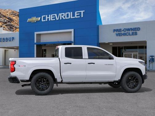 Summit White 2026 Chevrolet Colorado WT