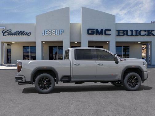 2025 GMC Sierra 2500 AT4