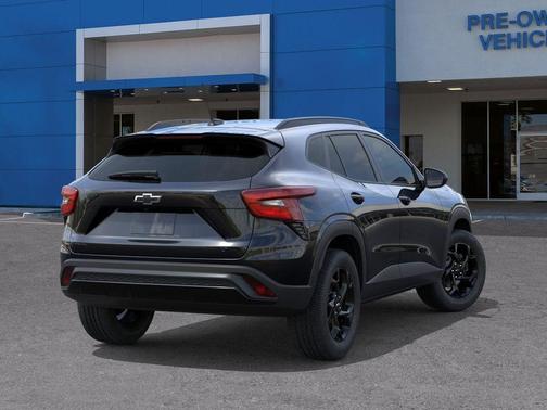 Mosaic Black Metallic 2026 Chevrolet Trax LT