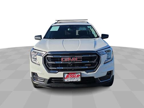2022 GMC Terrain AT4