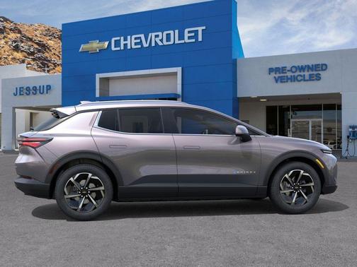 2026 Chevrolet Equinox EV LT 2