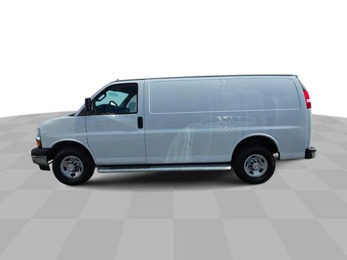 2024 Chevrolet Express 2500 Work Van