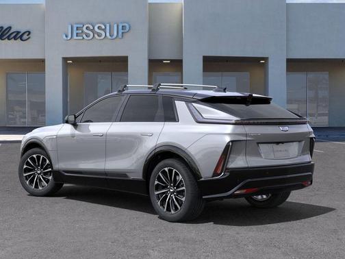 2025 Cadillac LYRIQ Sport