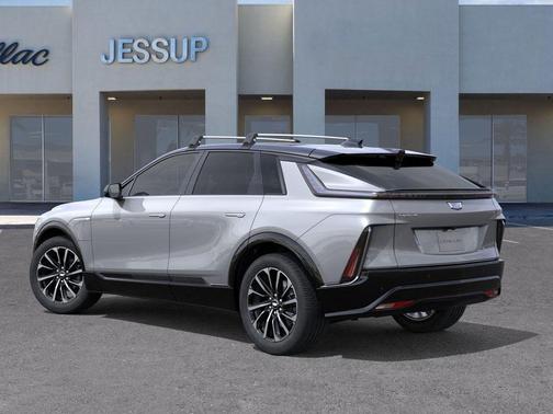 2025 Cadillac LYRIQ Sport