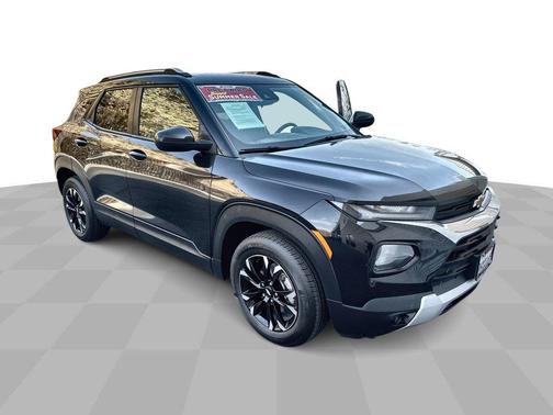 Mosaic Black Metallic 2023 Chevrolet Trailblazer LT