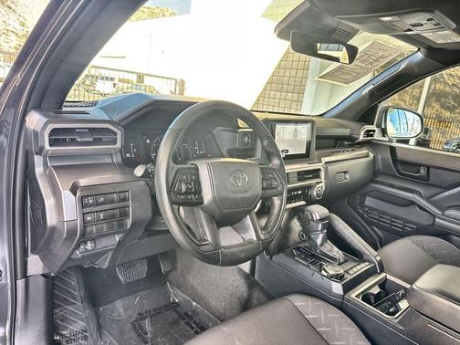 UNDERGROUND 2026 Toyota Tacoma SR5