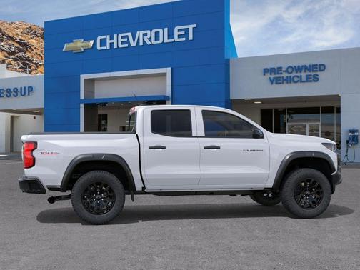 Summit White 2026 Chevrolet Colorado Trail Boss
