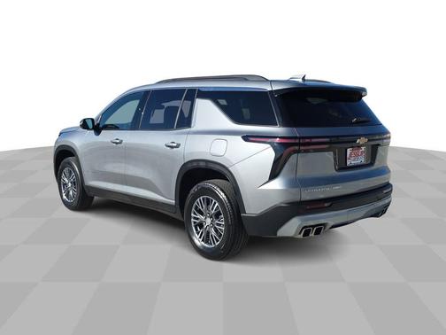 Sterling Gray Metallic 2025 Chevrolet Traverse LT