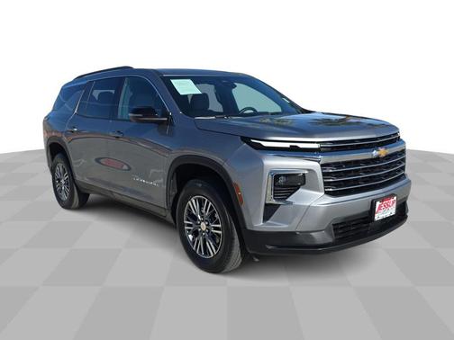 Sterling Gray Metallic 2025 Chevrolet Traverse LT