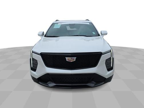 Crystal White Tri-Coat 2024 Cadillac XT4 Sport