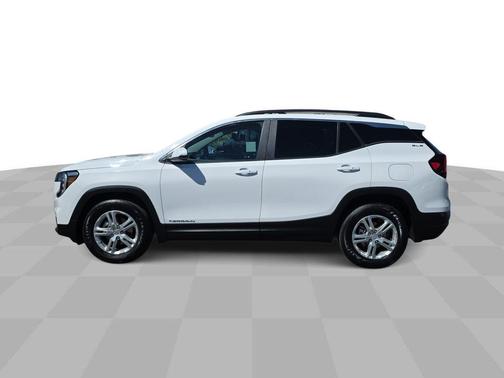 Summit White 2023 GMC Terrain SLE