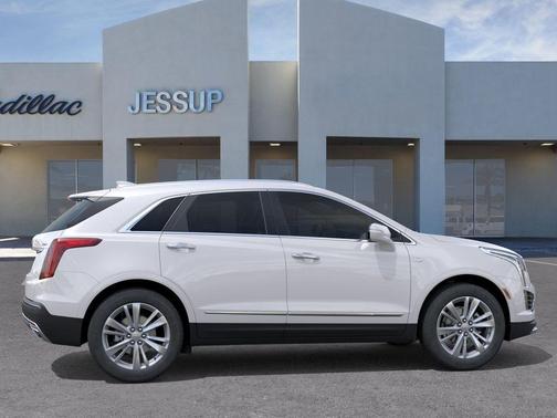 Crystal White Tri-Coat 2025 Cadillac XT5 Premium Luxury