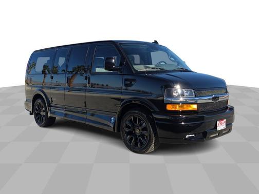 2025 Chevrolet Express 2500 Work Van