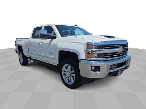 Summit White 2018 Chevrolet Silverado 2500 LTZ