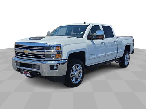 Summit White 2018 Chevrolet Silverado 2500 LTZ